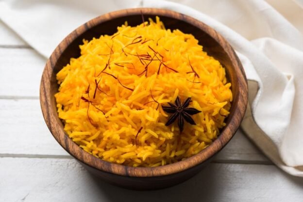 <div>Can Dogs Eat Saffron Rice? Vet-Reviewed Facts & Safety Guide</div>