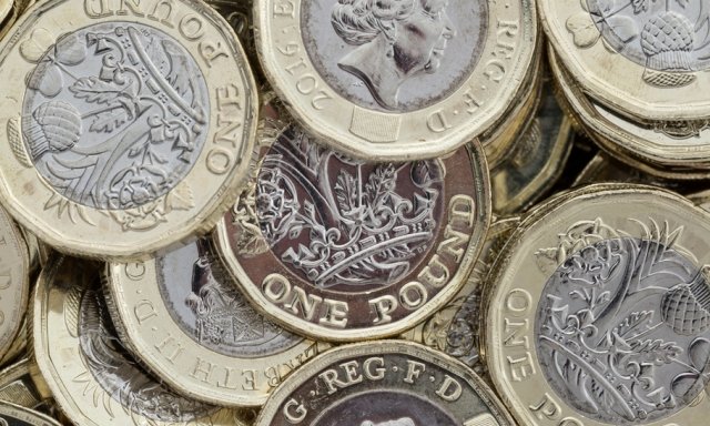 GBP/CAD slips from 1-week high on above-forecast UK retail sales drop