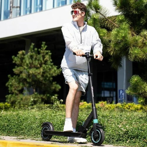 Cyber Monday Electric Scooters Deals | JUST $165.99 (was $330)!