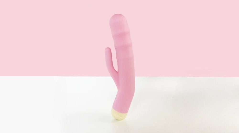 Deedee: First Look At This New Rabbit Vibrator!