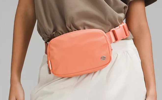 Lululemon Belt Bags In Stock – New Colors!