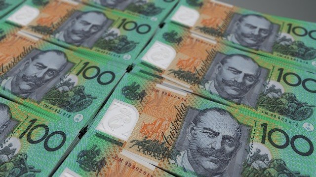 AUD/CAD rises to two-week high with RBA minutes in focus