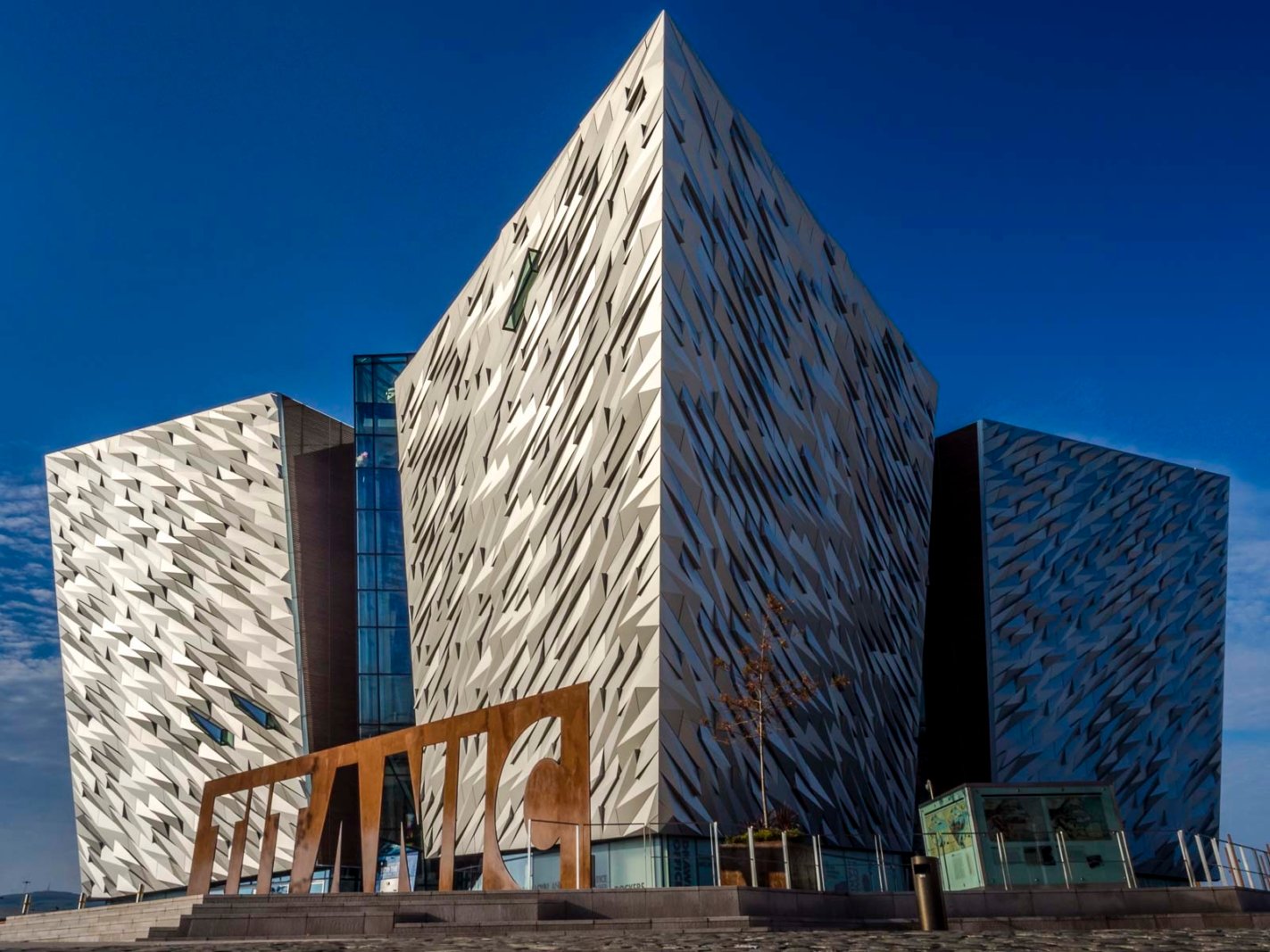 38 Best Things to Do in Belfast, Northern Ireland
