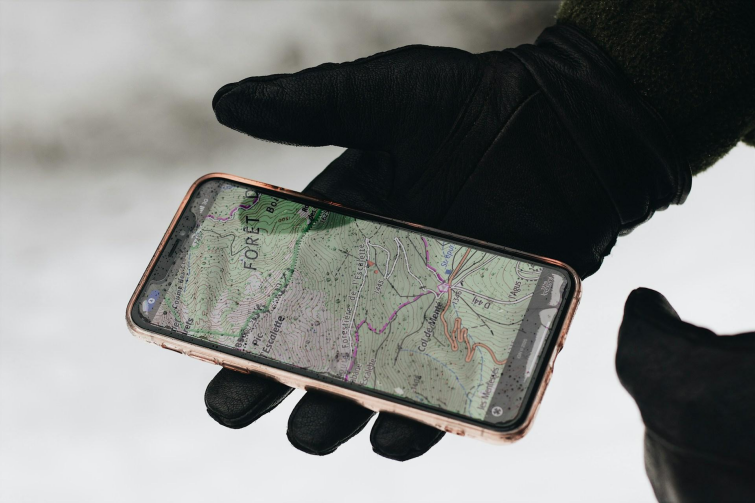How Does Your Mobile Phone Track You (Even When Off)?