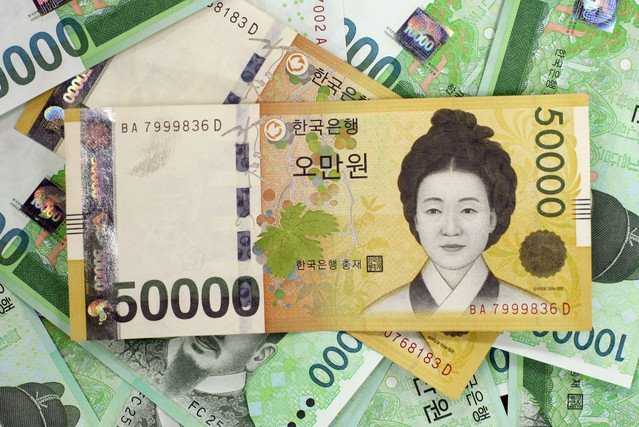 USD/KRW: Won edges higher as BoK holds base rate at 3.5%