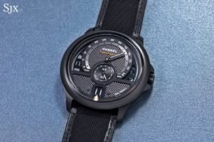 Hands On: Chanel Monsieur Superleggera Intense Black Edition