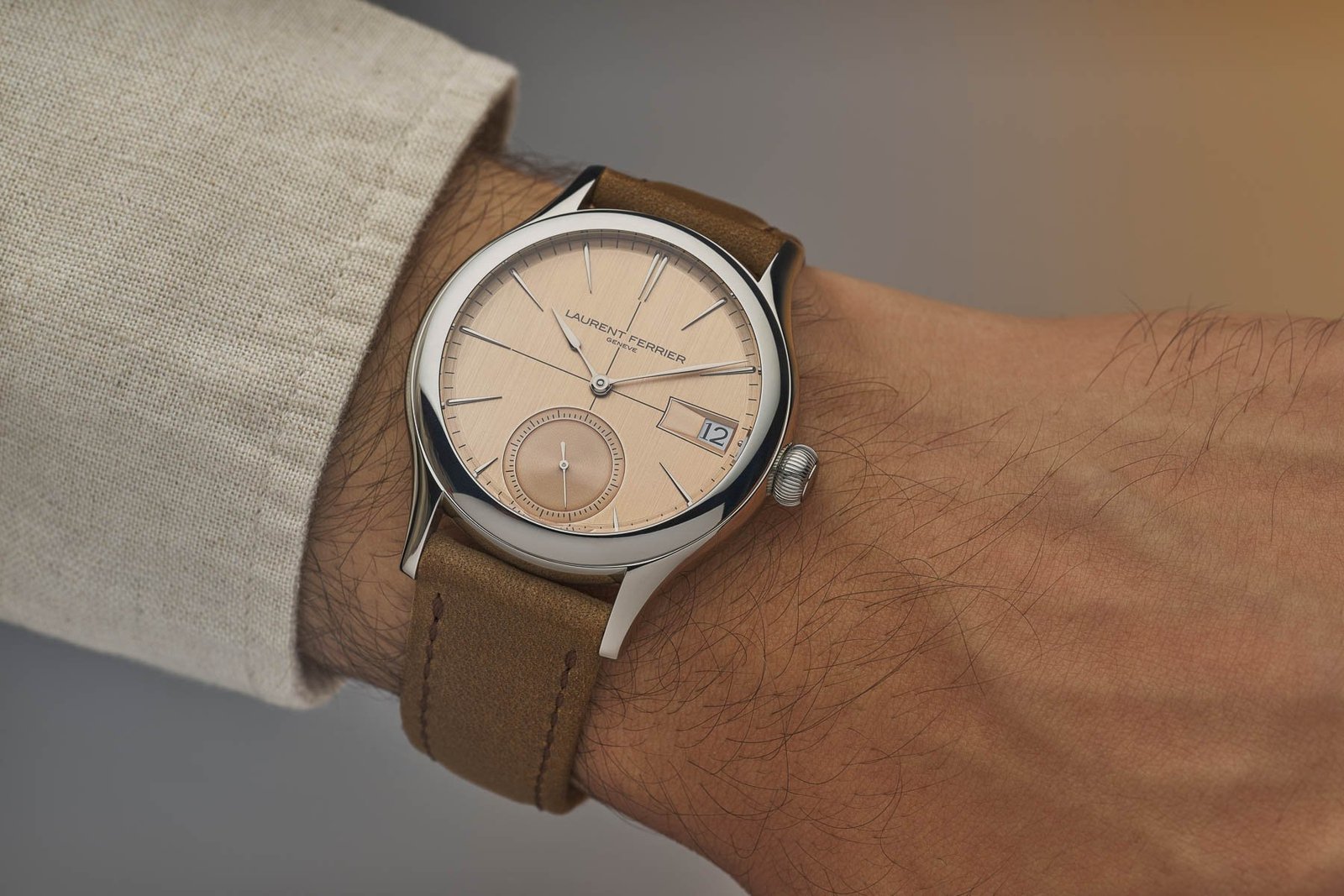 Laurent Ferrier Unveils The Classic Auto Sandstone