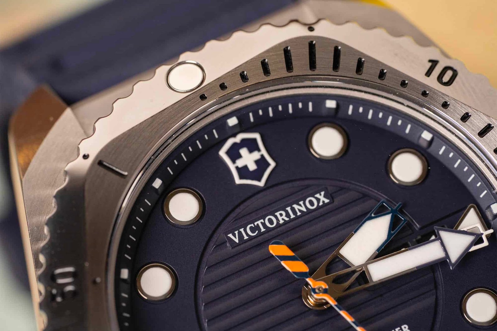 Hands-On: the Victorinox Dive Pro