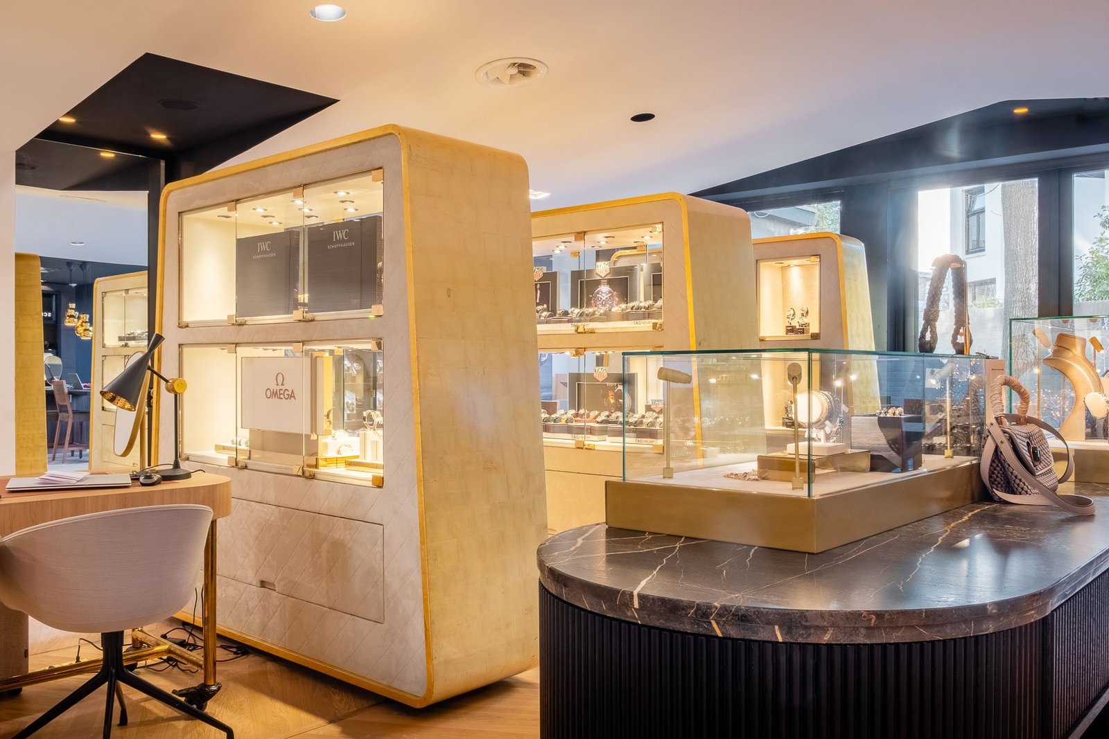 Is There A Future For The Brick-And-Mortar Multi-Brand Watch Dealer?