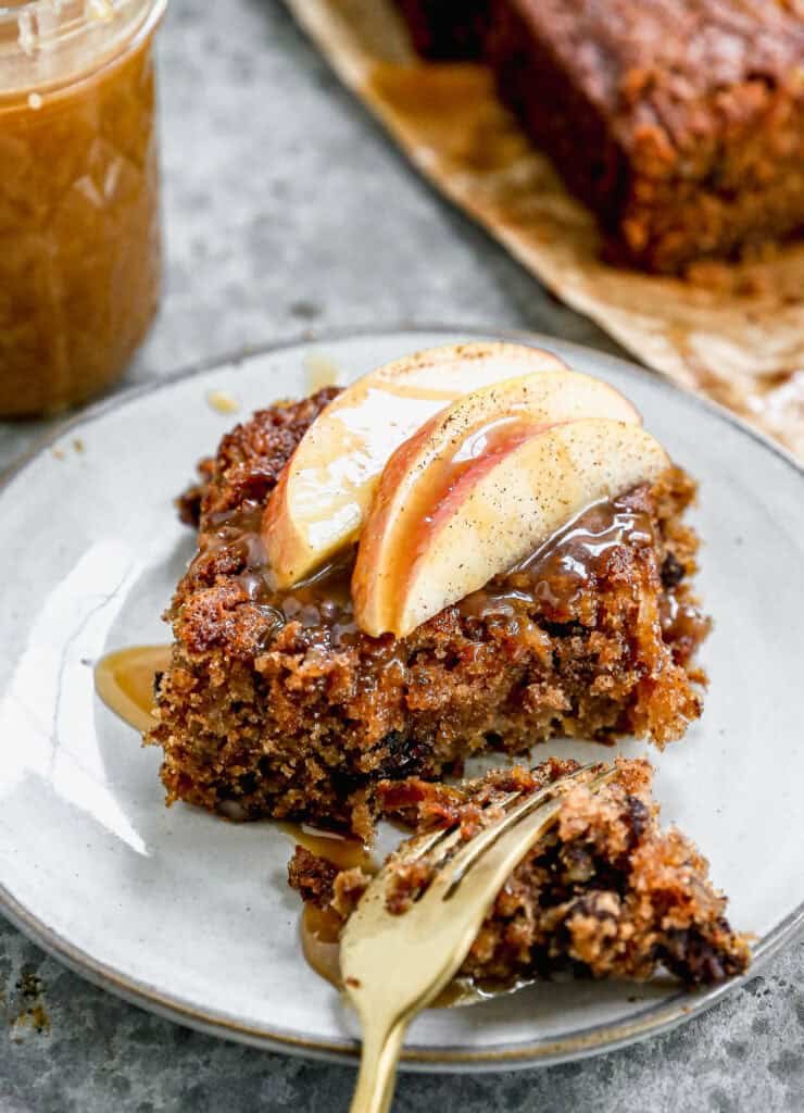 Fresh Apple Cake