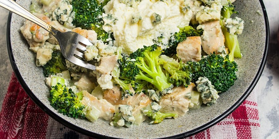 <div>Keto Chicken & Broccoli Blue Cheese Salad</div>