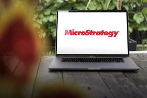 MicroStrategy to Issue Nearly $1B of Debt, Buy More Bitcoin