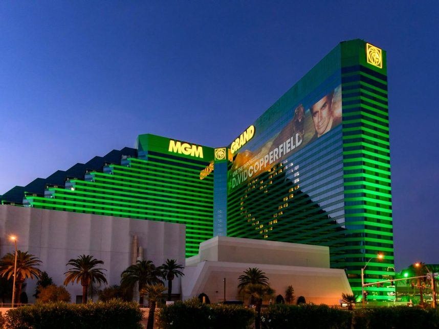 MGM Stock Faces Challenges, Still Attractive LT Growth Story, Says Analyst