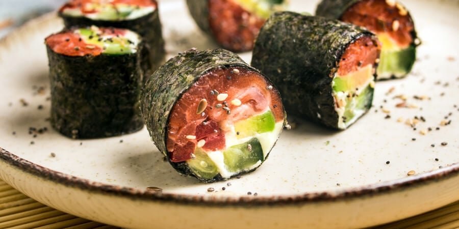 Quick Keto Smoked Salmon Sushi Rolls