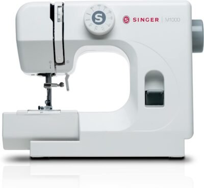 <div>SINGER Lightweight & Portable Sewing Machine With 32 Stitch Applications Only $79.99</div>