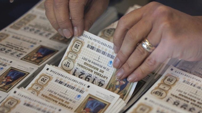 Bar Owners Conned Lottery Winner Out of $12M