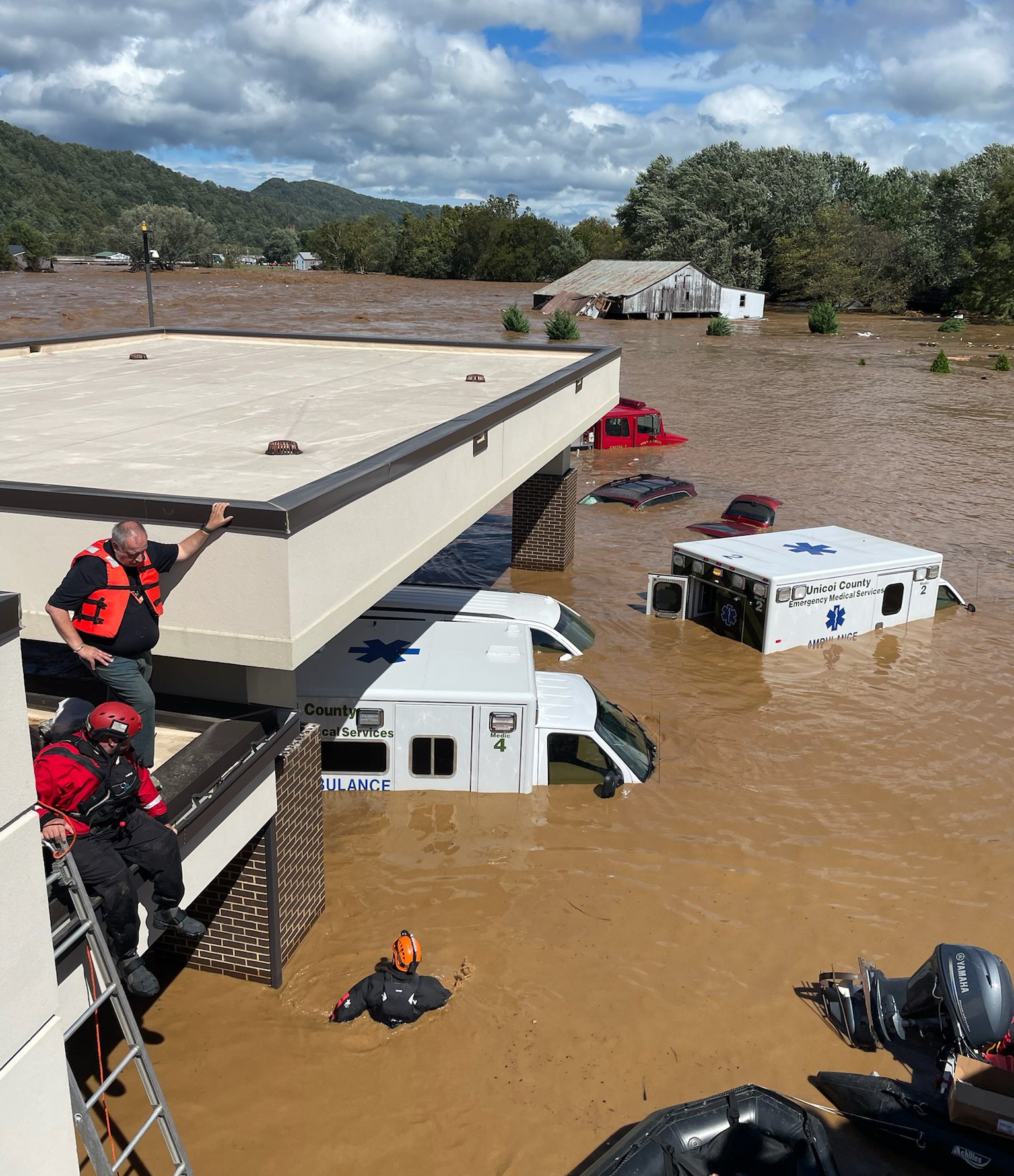 Helicopters Rescued Patients in ‘Apocalyptic’ Flood. Other Hospitals Are at Risk, Too.