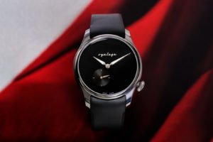 Vyntage Horology Debuts Time-Only in Tantalum and Onyx